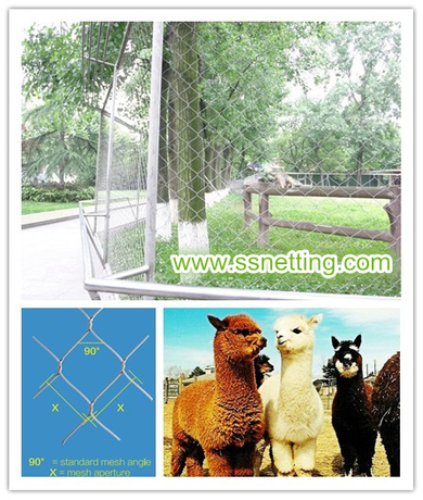 Alpaca fence netting in zoological parks.jpg